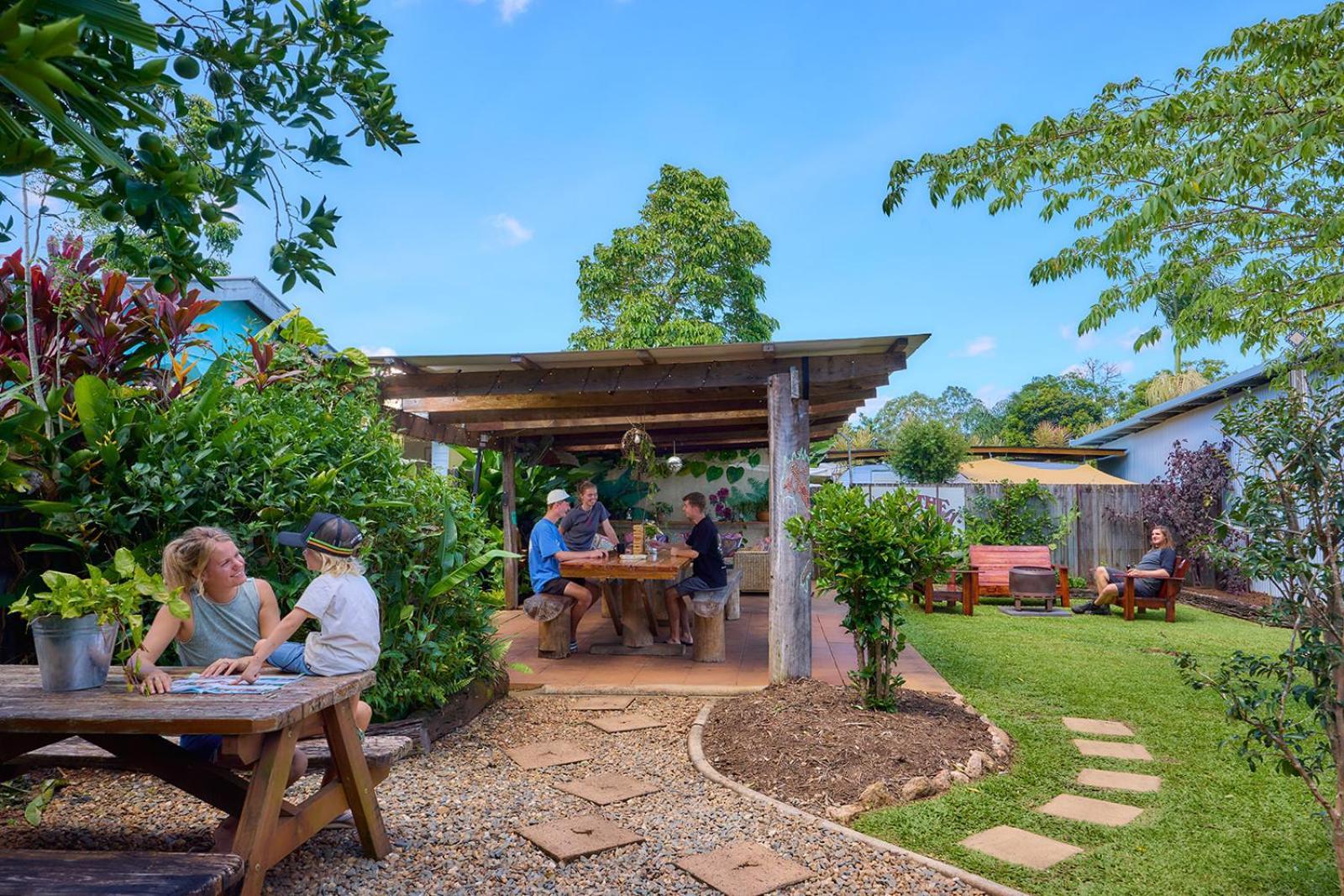 On The Wallaby Eco Lodge Yungaburra Exteriér fotografie